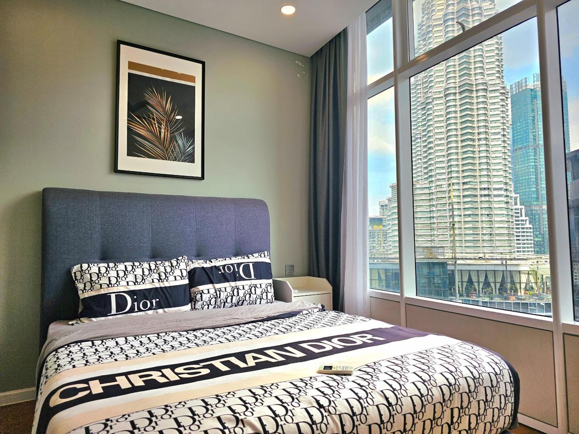 De Apartment Sky At Klcc Kuala Lumpur Exterior photo